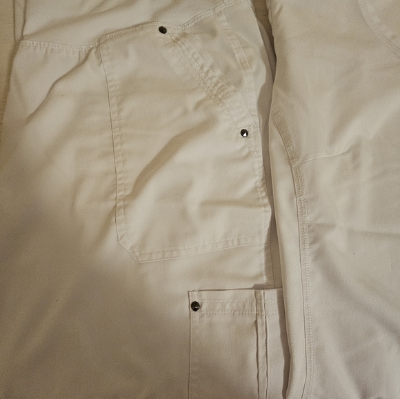 SOLD Tall White Scrub Pants.Size Large. - Picture 5 of 7